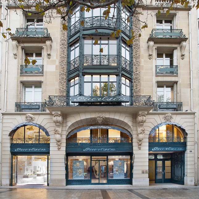 Грани реального в бутике Guerlain в Париже откроется выставка современного рисунка