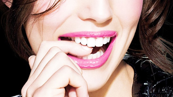 11 натуральных продуктов которые помогут отбелить зубы