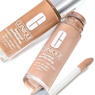 Волшебная палочка: новое тональное средство Beyond Perfecting Foundation+Concealer от Clinique