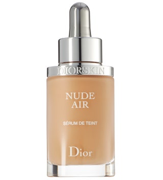 Тональная сыворотка Diorskin Nude Air 030 2900 руб. Dior