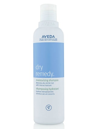 Увлажняющий шампунь Dry Remedy Aveda.