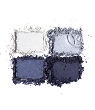 Тени из палитры laquoКвадро для векraquo Couleurs Nature 04 laquoСиняя дымкаraquo 890 руб.  Yves Rocher.