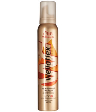 Мусс для волос  для горячей укладки Wellaflex 160 руб. Wella Professionals.