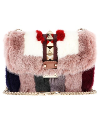 Valentino сумка  из овчины  и меха норки 245 000 руб.