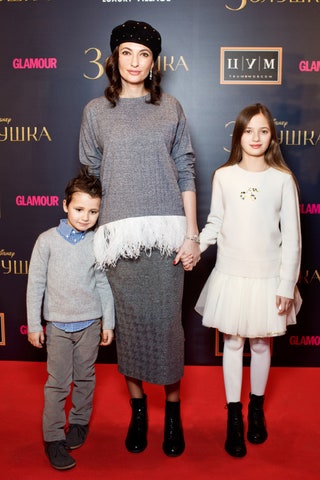 Снежана Георгиева с детьми