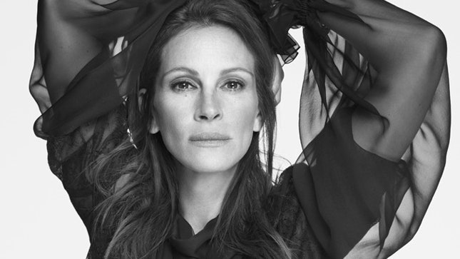 Сияние чистого разума Джулия Робертс представила коллекцию Givenchy весналето 2015
