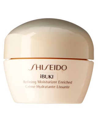 Увлажняющий и выравнивающий поверхность кожи Shiseido Ibuki 3000 руб. Плотный и нежный как творожный десерт быстро...