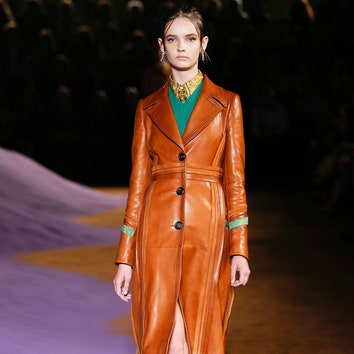 Модный тренд: кожаное пальто