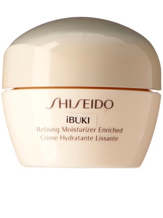 Обогащённый увлажняющий крем выравнивающий поверхность кожи iBUKI Shiseido 3000 рублей. Активирует защитную функцию кожи...