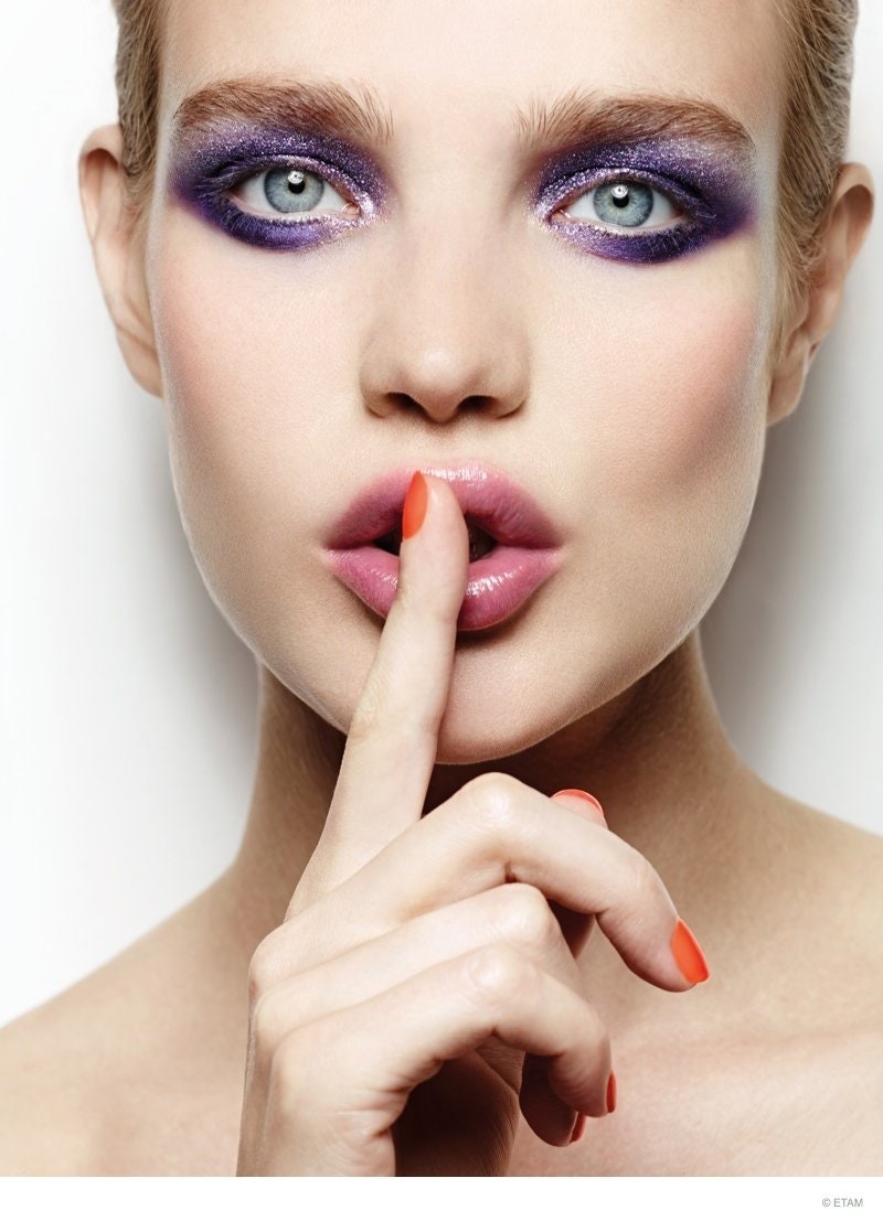 Новости мира моды за 22 сентября Карли Клосс в рекламной кампании L'Oral Paris | Allure