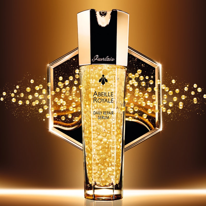 Сыворотка Abeille Royale Daily Repair Serum от Guerlain 30 мл  6460 руб. 50 мл  8610 руб.