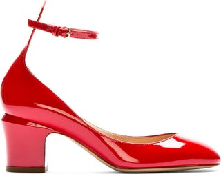 Туфли из лакированной кожи  32 365 руб. Valentino