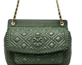 Сумка из телячьей кожи на золотой цепочке 18 325 руб. Tory Burch