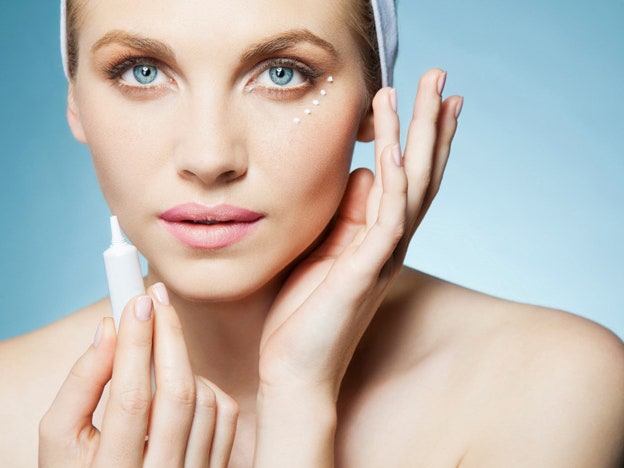 Тема века: топ-25 лучших beauty-средств от морщин, отеков и темных кругов под глазами