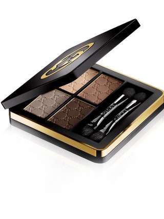 Набор из четырех теней для век Magnetic Color Shadow Quad 3470 рублей.