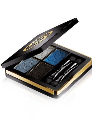 Набор из четырех теней для век Magnetic Color Shadow Quad 3470 рублей.