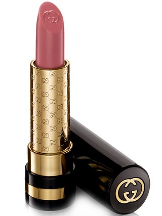Насыщенная помада для губ Audacious ColorIntense Lipstick 2180 рублей.