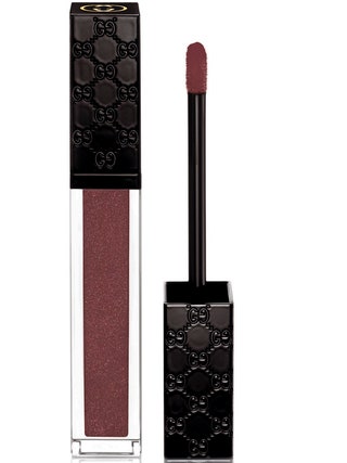 Полуглянцевый лак для губ Vibrant DemiGlaze Lip Lacquer 1610 рублей.