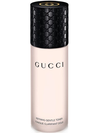 Очищающий мягкий тоник Refining Gentle Toner 2540 рублей.