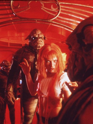 Кадр из фильма «Пятый элемент» 1997 год. Образ рыжеволосой девушки с другой планеты так приглянулся многим зрителям что...