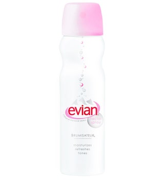 Evian 150 мл. 430 руб.