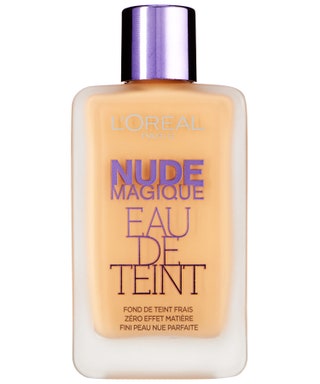 LOral Paris тональное средство Nude Magique Eau  de Teint Golden Sand 459 руб.