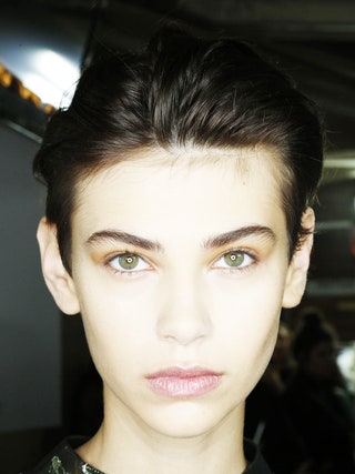 Preen.