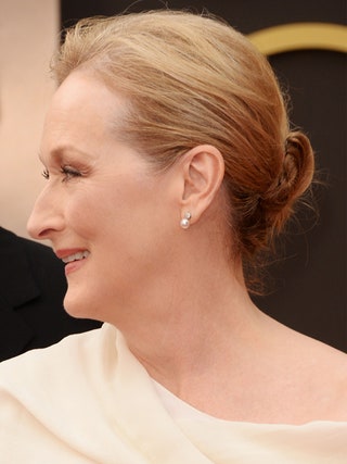 Мерил Стрип. Три ее «Оскара» и восемь «Золотых глобусов» по праву принадлежат и носу великой актрисы.