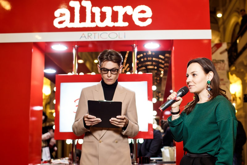 Открытие Allure Pop Up Store в ГУМе фото гостей корнера с победителями премии Best of Beauty | Allure