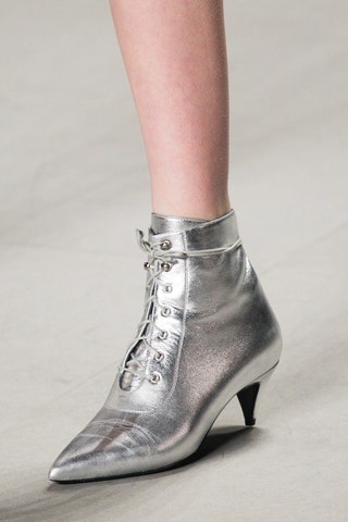 Saint Laurent.