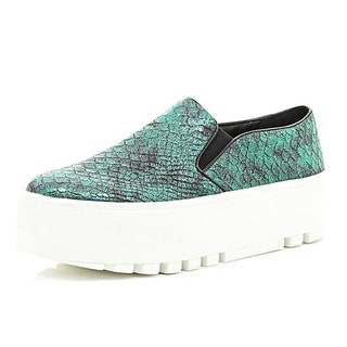 Слипоны из искусственной кожи на платформе 2050 руб. River Island