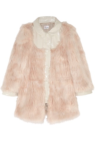 Шуба из искусственного меха 44 000 руб. R.E.D Valentino
