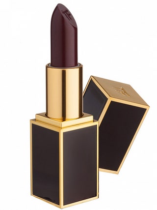 Помада Lip Color Black Orchid Tom Ford 2300 рублей.