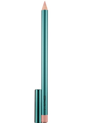 Карандаш для губ What comes naturally M.A.C Alluring Aquatic 650 рублей.
