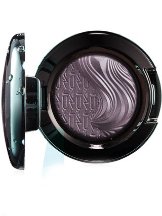 Тени Extra Dimension Eye Shadow Soul Serenade M.A.C Alluring Aquatic 840 рублей.