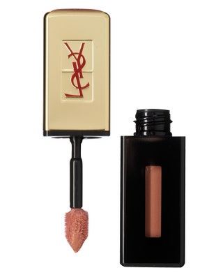 Блеск для губ Rouge Pur Couture Rebel Nudes 106 Beige Anarchiste 1696 руб. Yves Saint Laurent
