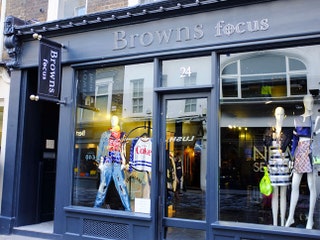 Browns — магазин стоявший у истоков известных лондонских брендов.