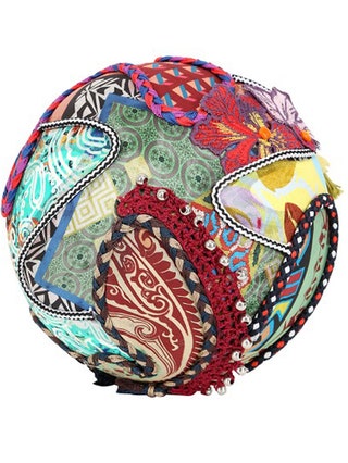 Etro.