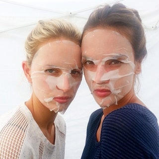 Instagram Каролины Курковой karolinakurkova.