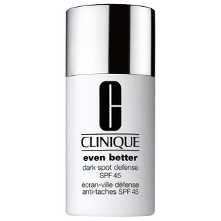 Флюид Even Better Dark Spot Defense SPF 45 1500 руб. Clinique