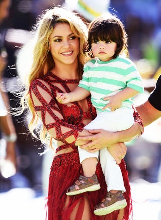 Шакира с сыном Миланом