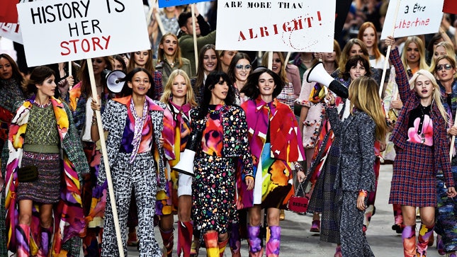 Революция улиц коллекция Chanel весналето 2015