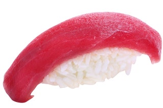 Тунец. 80  пойманного в мире тунца потребляет Япония. Качественный тунец редко доходит до наших сетевых заведений.