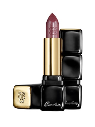 Помада KissKiss от Guerlain.