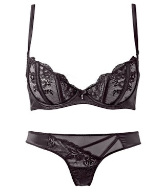 Бюстгальтер 1799 руб. и трусы 799 руб. все Intimissimi.