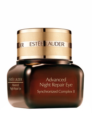 Esteacutee Lauder 3400 руб.