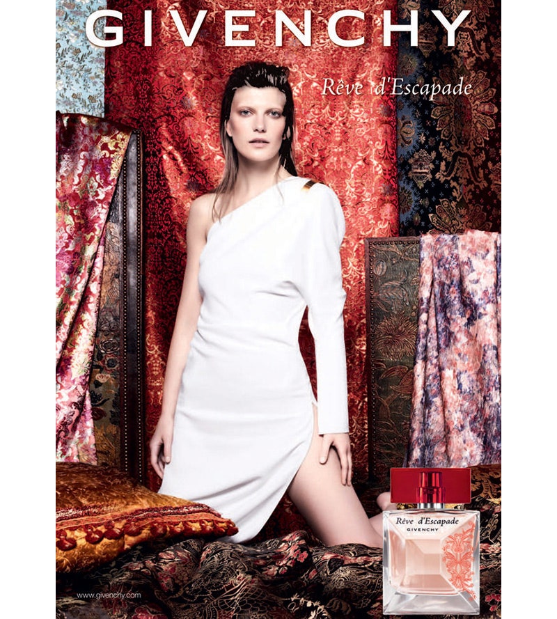 Валерия Келава в новой рекламной кампании аромата Rêve dEscapade Givenchy