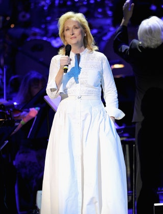 Мерил Стрип в белоснежном пышном платье