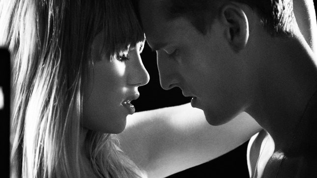 Новинка от Burberry Brit Rhythm