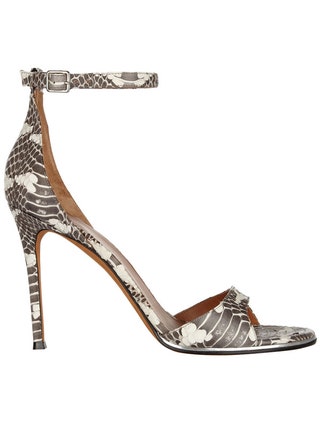 Givenchy 579.17.